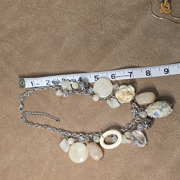 Vintage BOHO Necklace - Picture 4 of 8